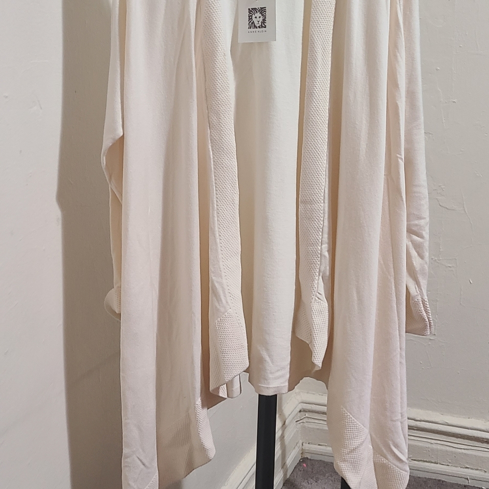 Cardigans - Picture 2 of 7